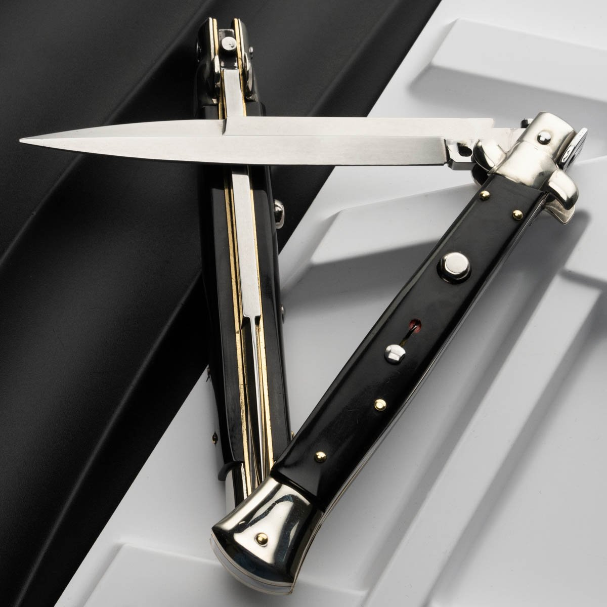 ⚡Clearance Sale 70% OFF丨Old School Italian Stiletto Pocket Knife - Buy 2 Free Shipping