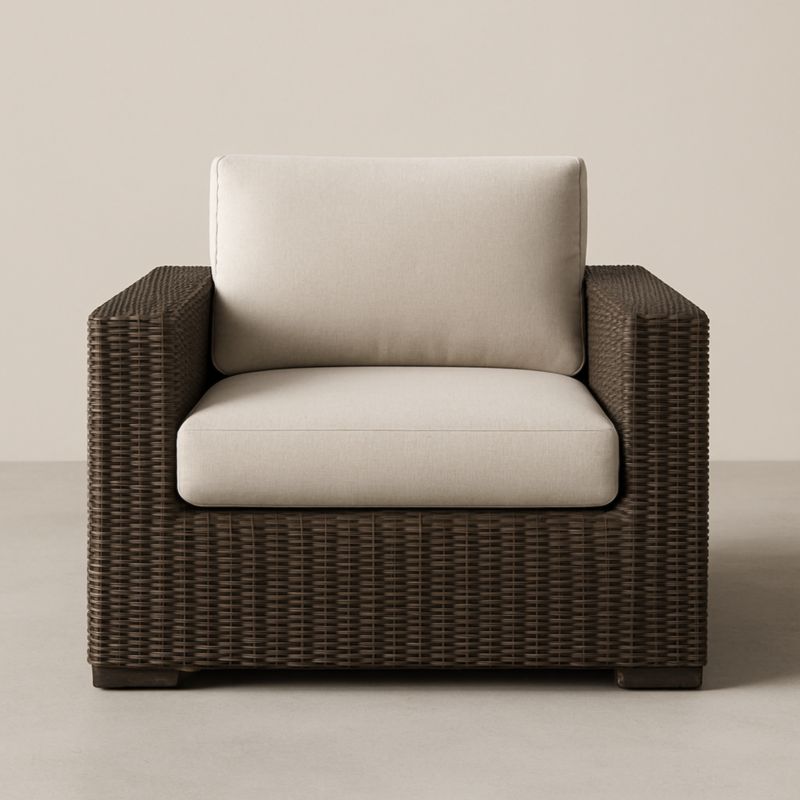 Poltrona in Rattan Marrone e Tessuto Poliestere Beige