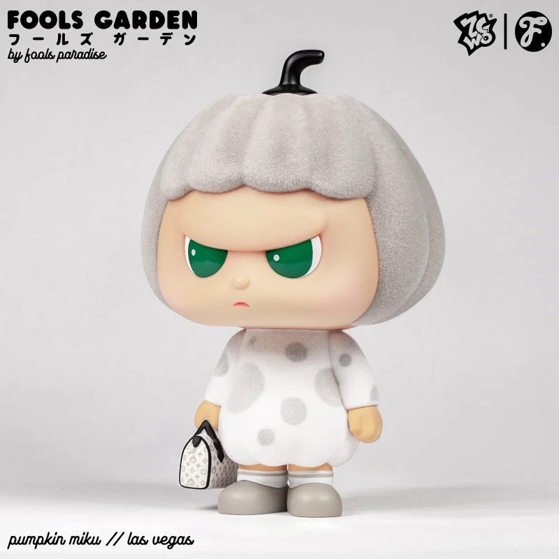 ボンキュート ZCWO Gray flocked pumpkin girl figure – POPBOXSS