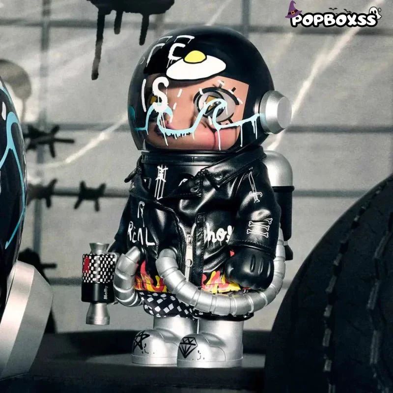 その他 MEGA SPACE MOLLY 400% Trevor andrew 2.0 MEGA SPACE MOLLY 400% Trevor Andrew 2.0 2025 Limited Edition – TOYSEZ