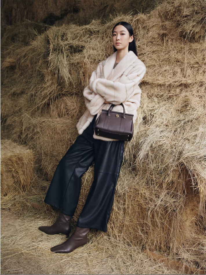 VYRA   Vintage Luxury Bathrobe-style Faux Fur Coat