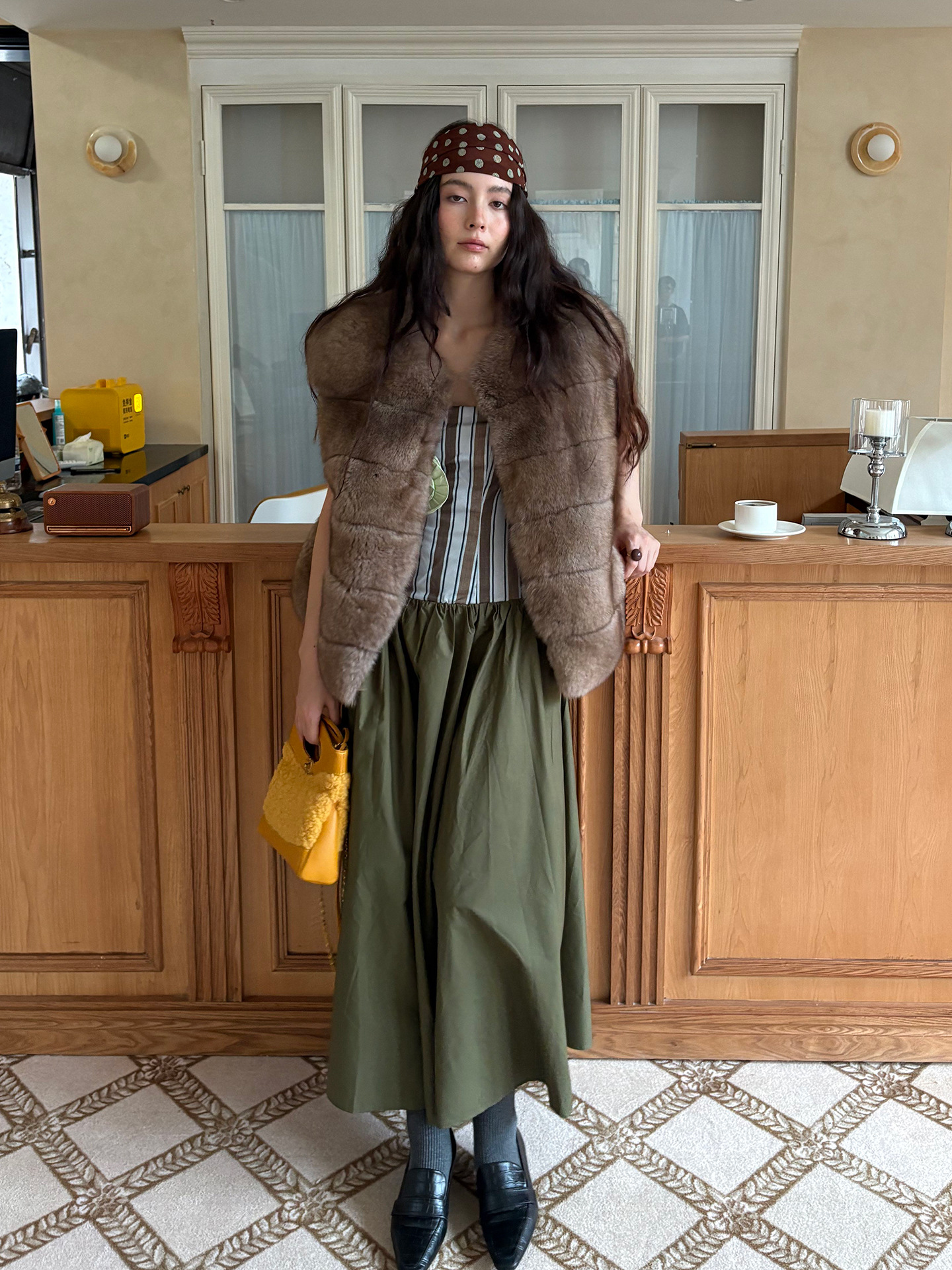 VYRA   Vintage Crew Neck Two-tone Vest