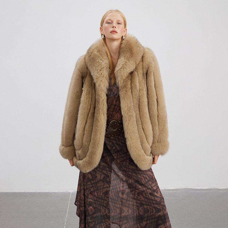 VYRA Vintage Style Full Leather Fashionable Fur Coat