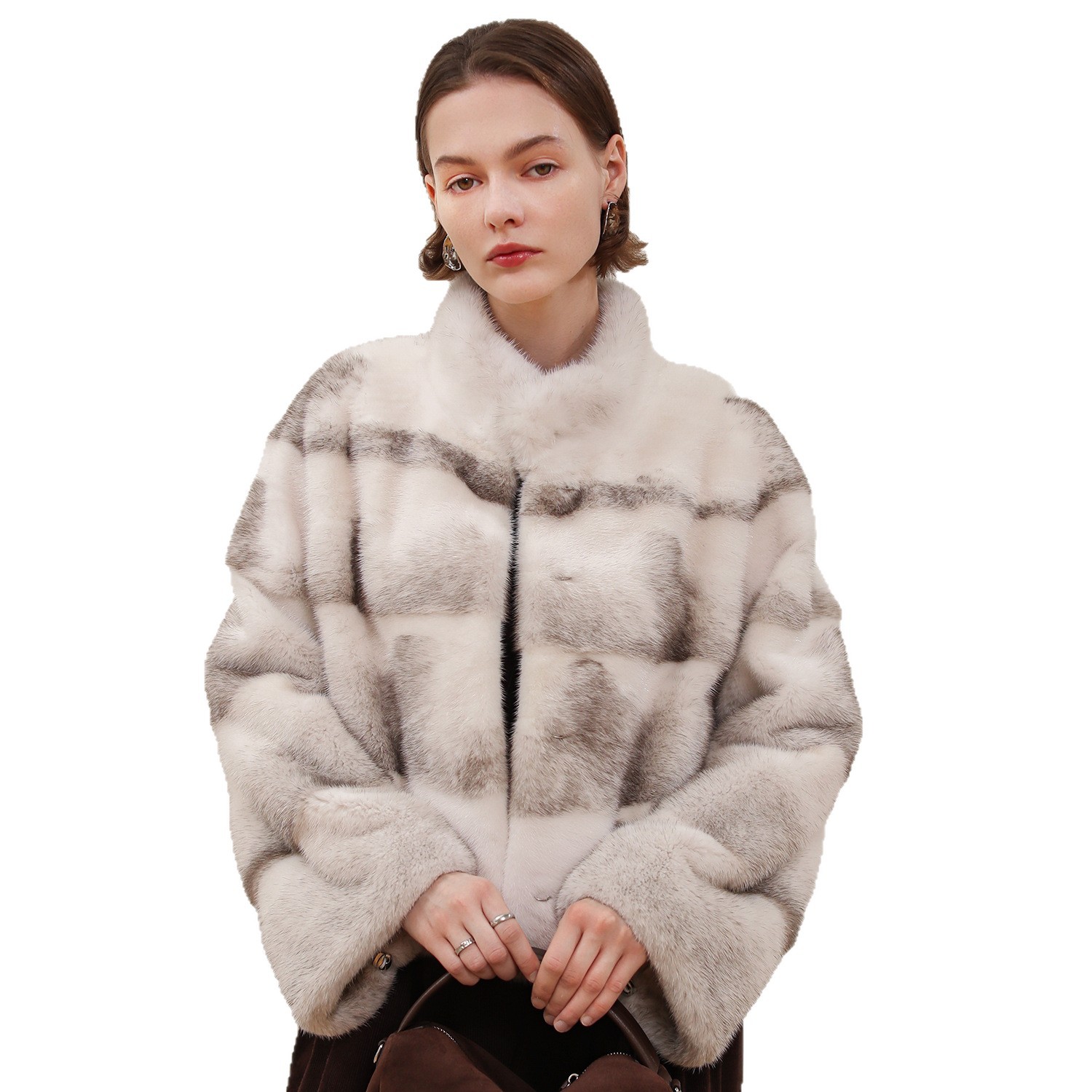 VYRA   Soft Skin-Friendly Fur Texture