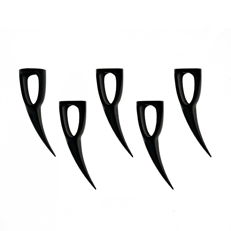 BDSM Sensory Claw Toy – Teasing, Restraint & Role Play Accessory for Couples