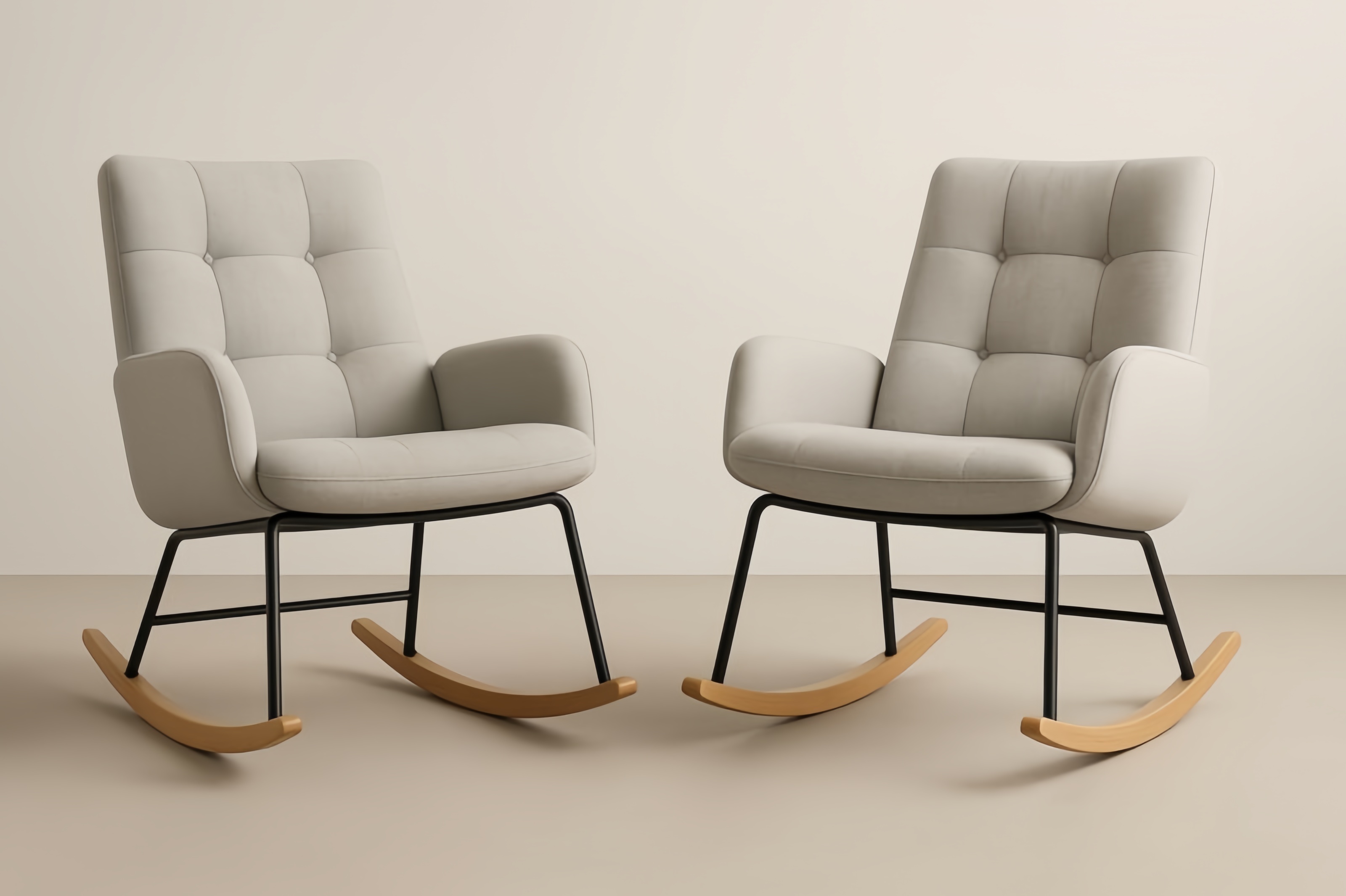 Set di Due Sedie a Dondolo in Tessuto con Struttura in Metallo e Gambe in Legno