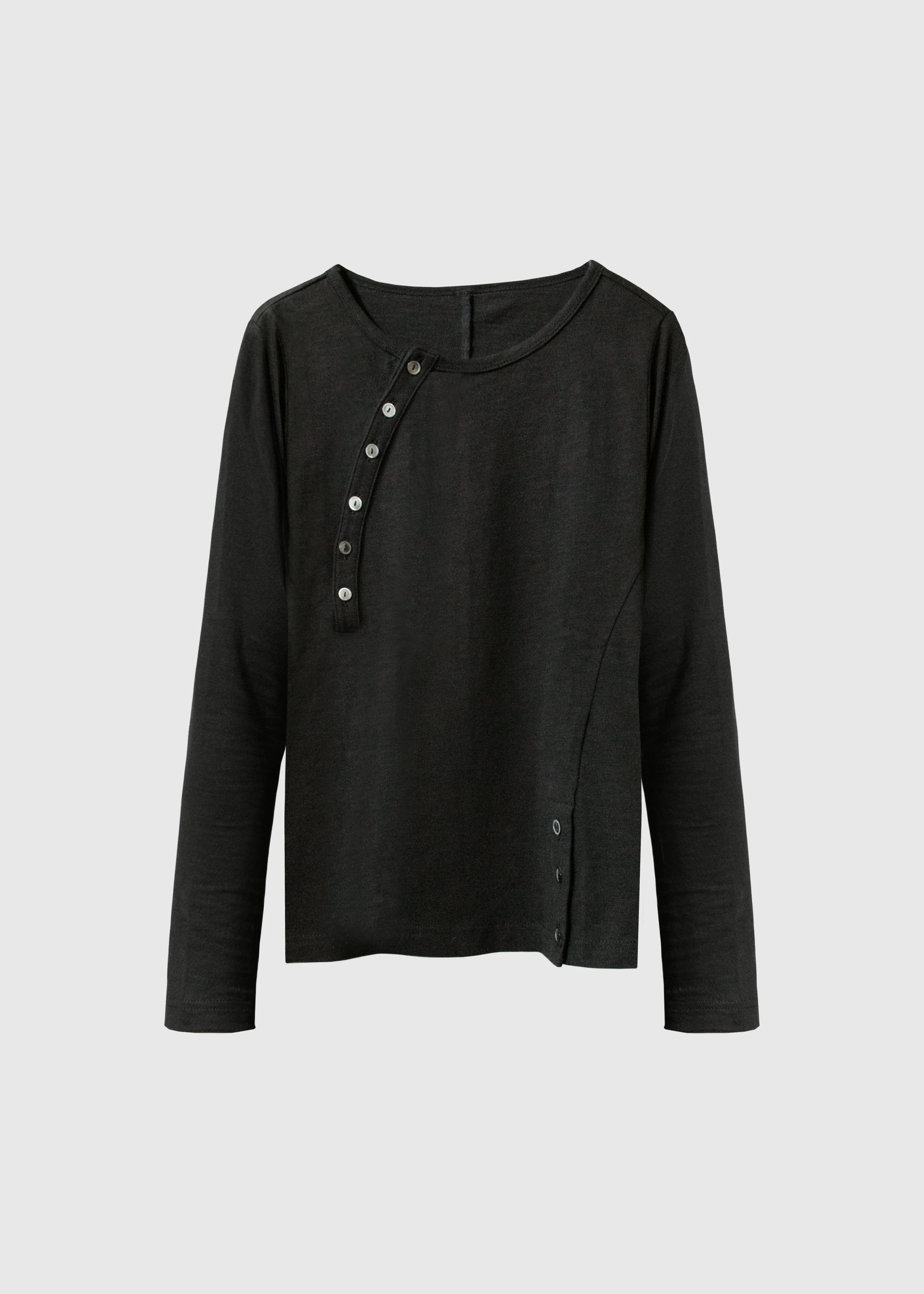 CURVED BUTTON HENLEY