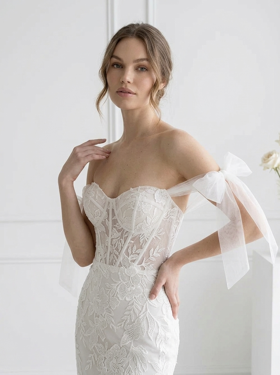 Ivory Off-the-Shoulder Tulle Mermaid Corset Wedding Dress With Appliques