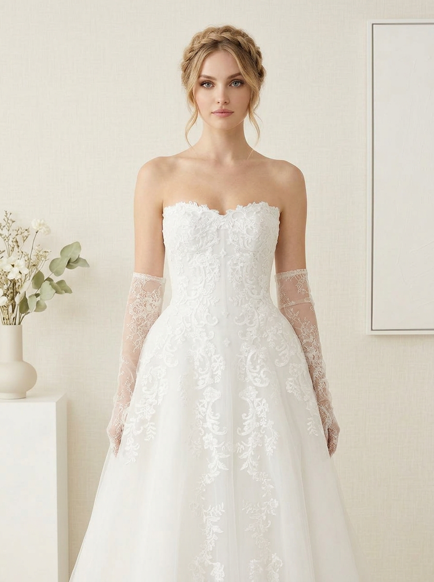 Diamond White Ball-Gown Strapless Lace Wedding Dress