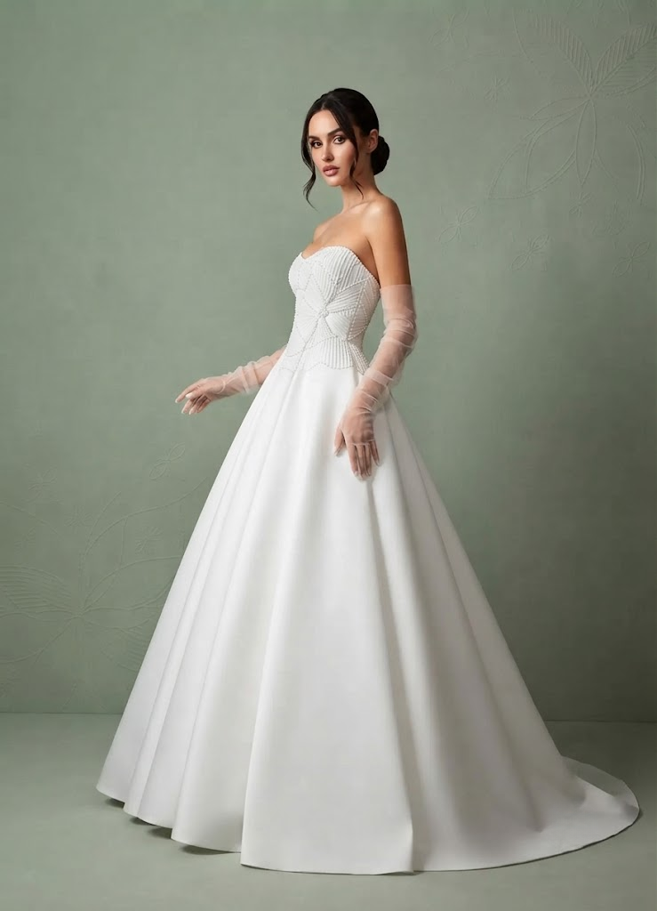 White Beaded Corset Sweetheart Ball-Gown Strapless Satin Wedding Dress 
