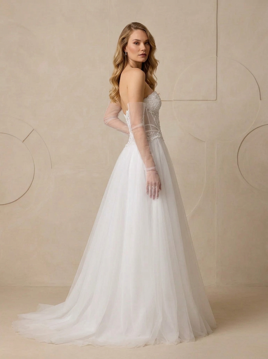 White A-Line Strapless Sweetheart Lace Wedding Dress