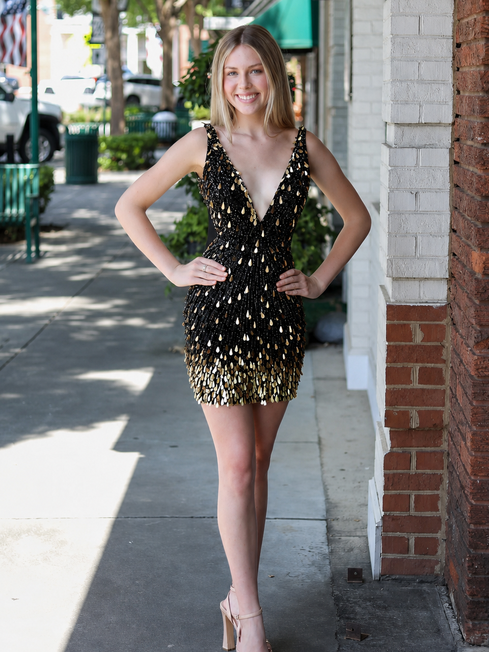  Luxurious Deep V-Neck Backless Short Tight Sequin Homecoming Dress