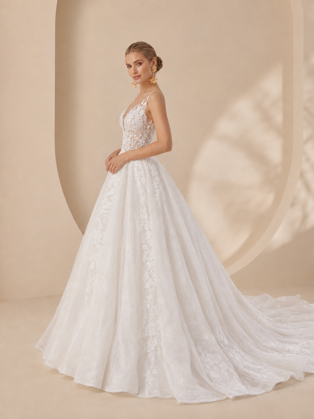 White Illusion Plunge Sleeveless Sweetheart Lace Appliqué A-Line Maxi Wedding Dress 