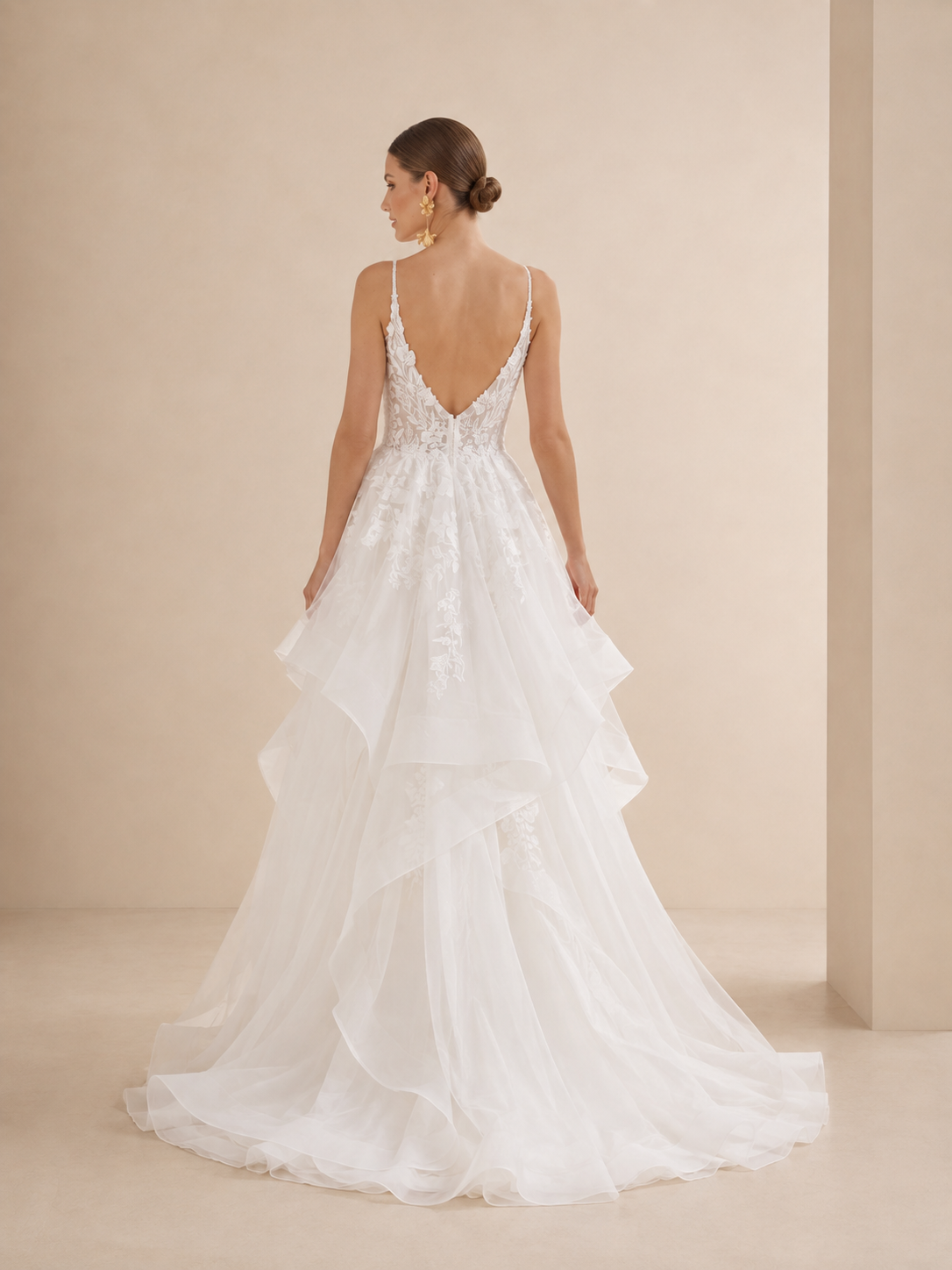 White Spaghetti Straps Sweetheart Tiered Tulle A-Line Wedding Dress 