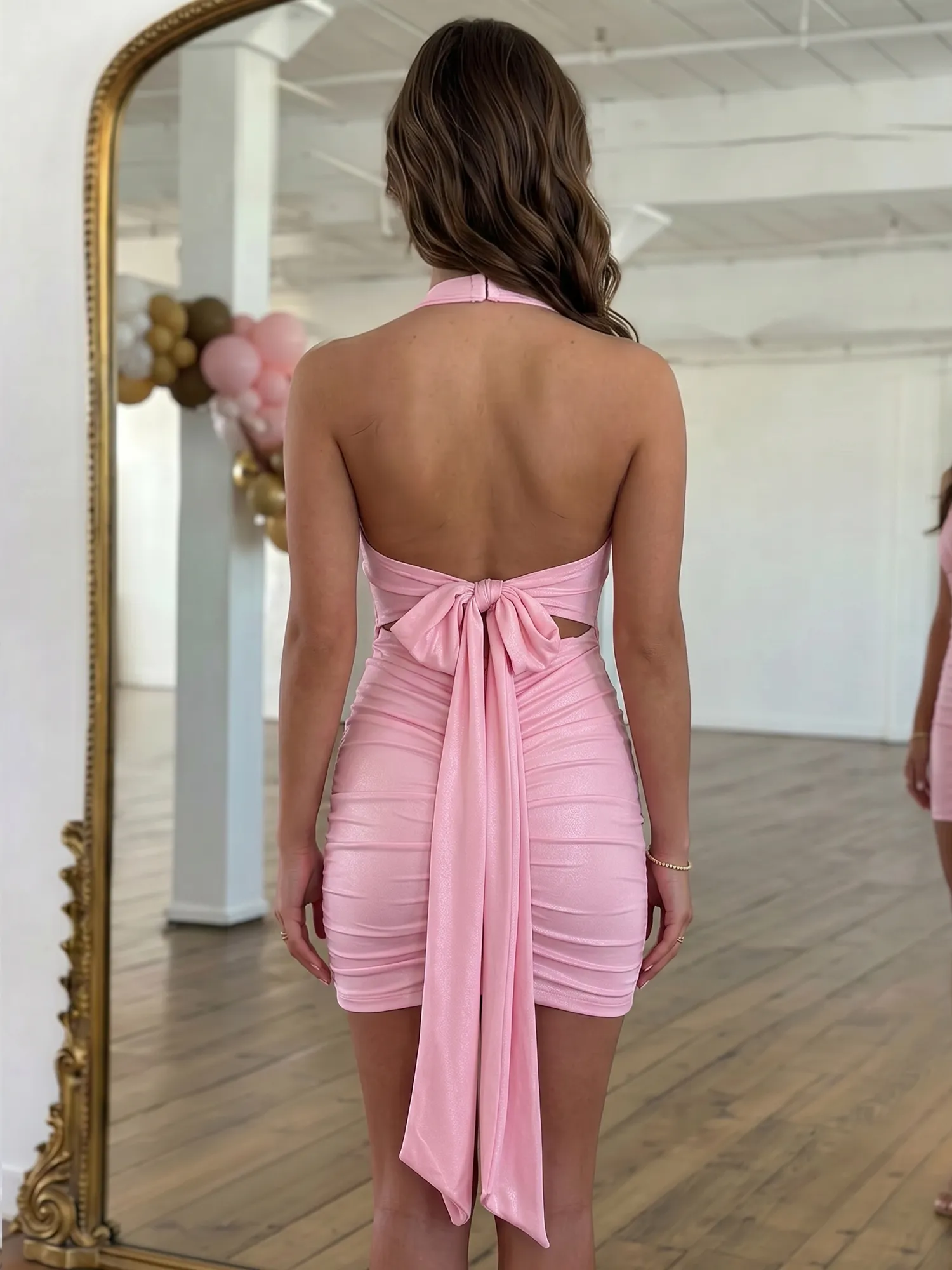 Halter V-Neck Back Bow Ruched Bodycon Homecoming Dress