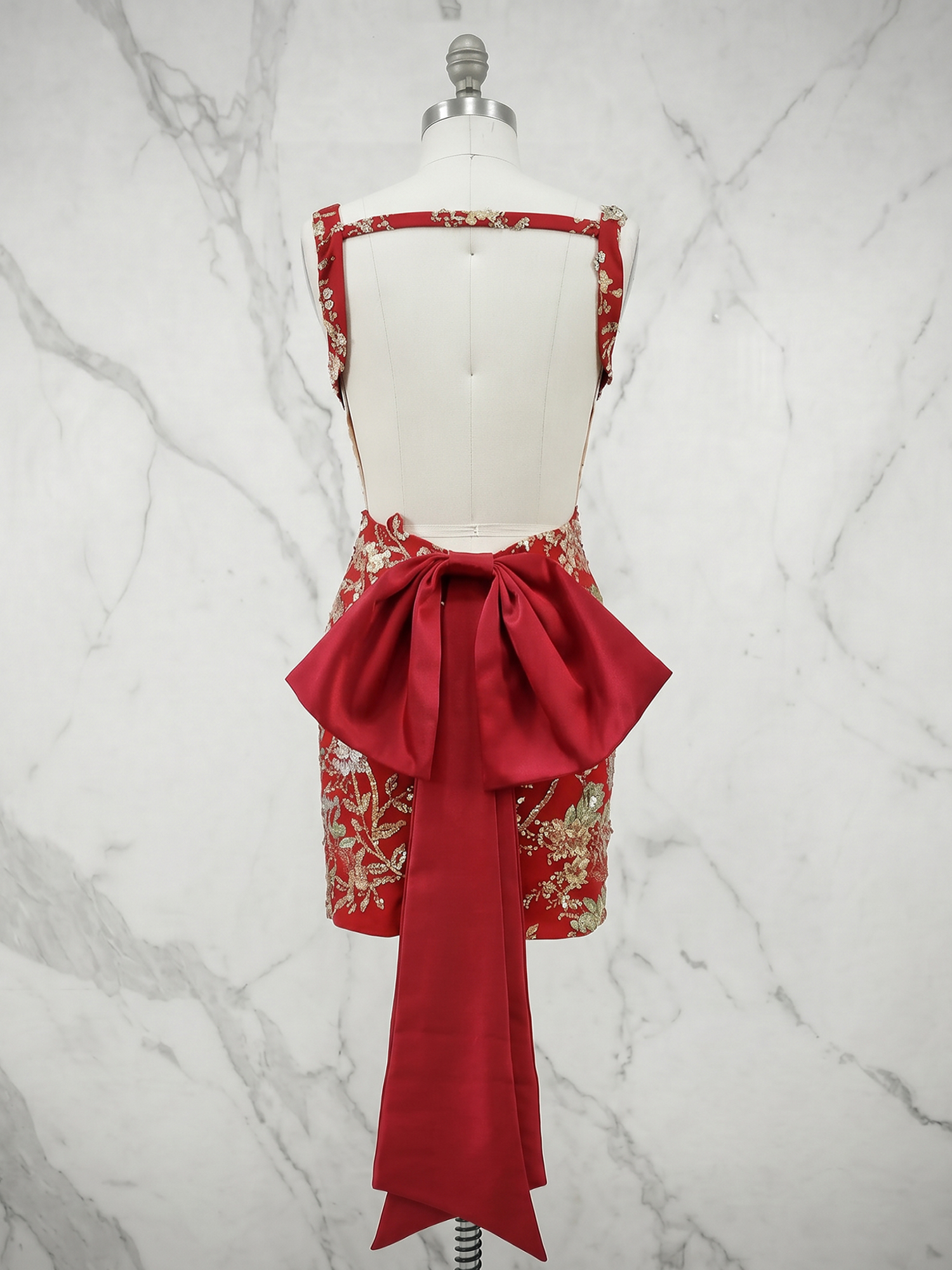 White Floral Embroidered Deep V-Neck Homecoming Dress with Oversized Bow Train