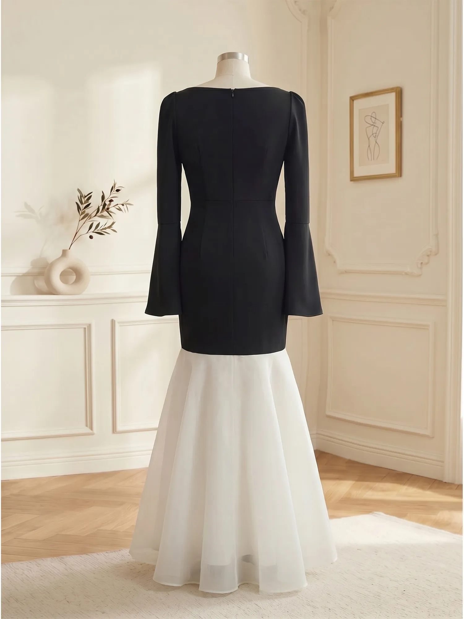 Sweetheart Neck Bell Sleeve Two-Tone Mermaid Evening Gown