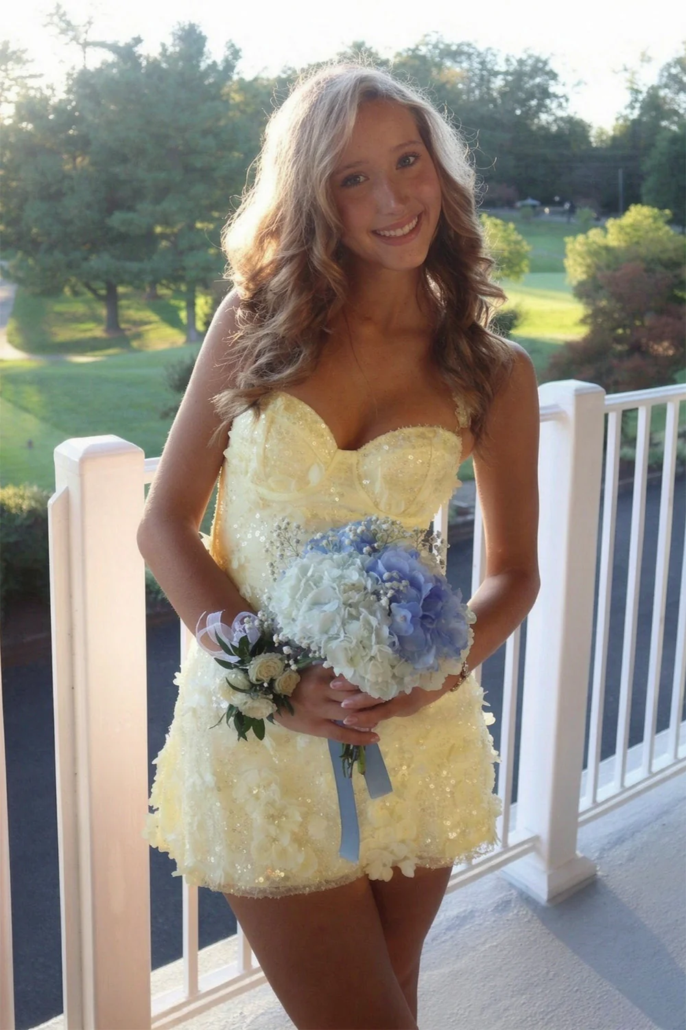 Yellow Sweetheart Sequin Floral Appliqués A-Line Homecoming Dress 