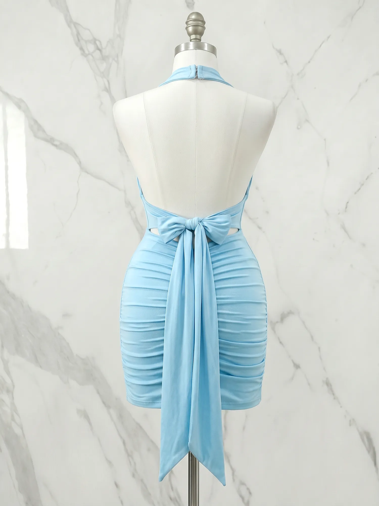 Halter V-Neck Back Bow Ruched Bodycon Homecoming Dress