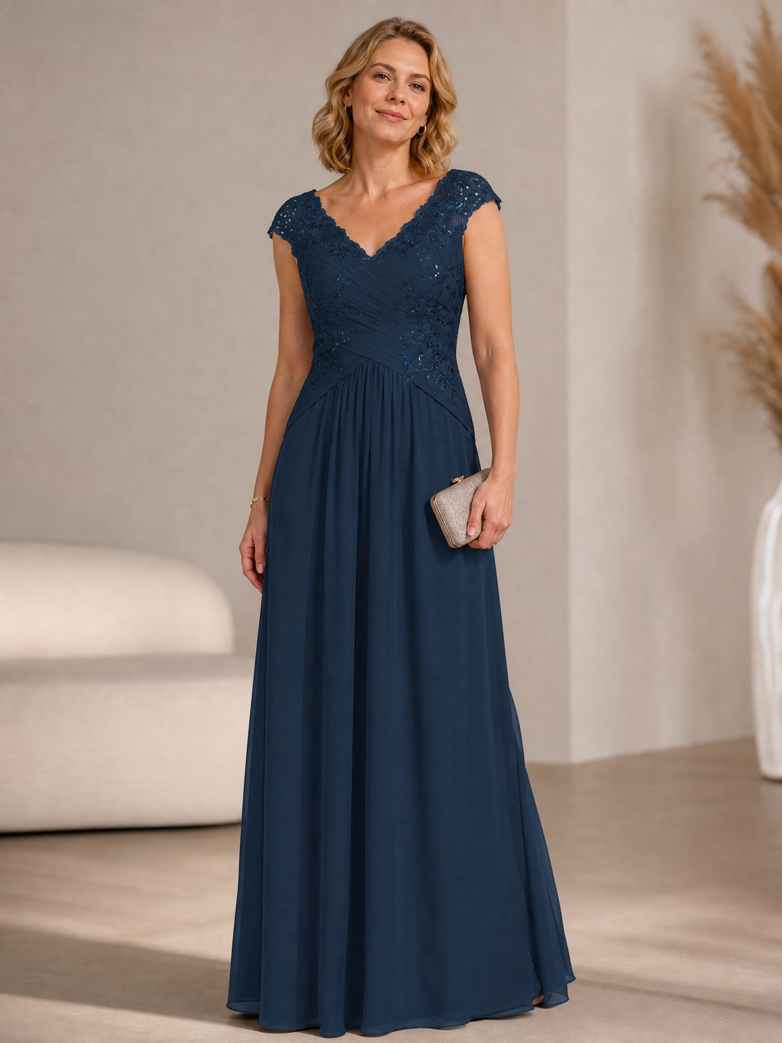 Elegant Navy Blue Lace-Bodice Chiffon V-Neck A-Line Mother of the Bride & Groom Dresses 