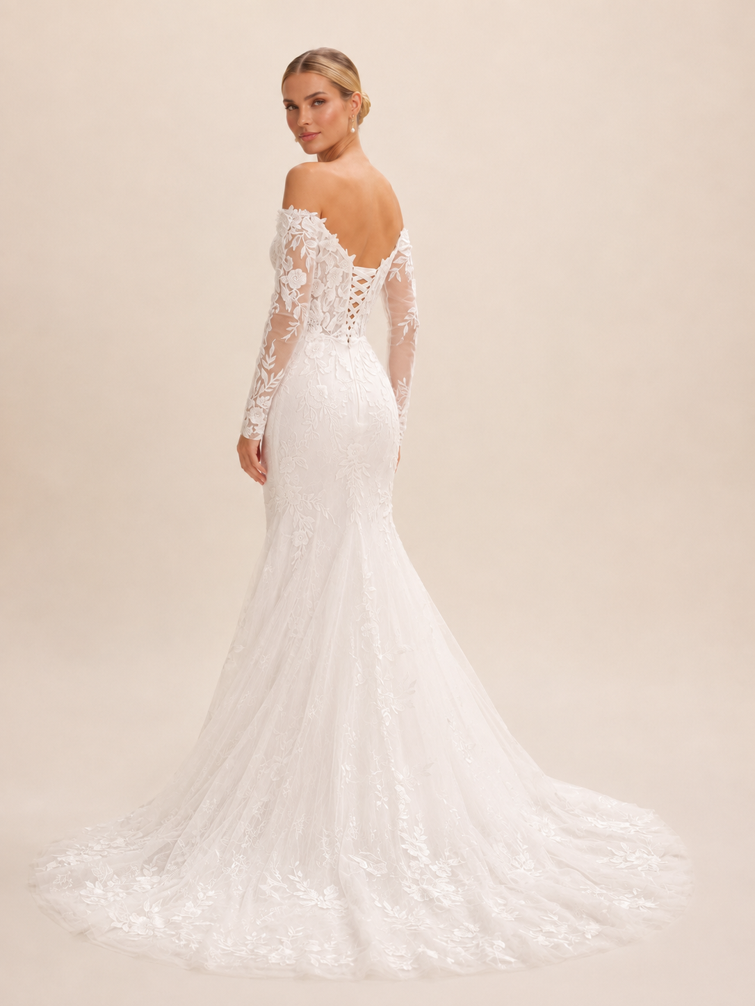 White Off-the-Shoulder Long-Sleeve Lace Mermaid Wedding Dress 