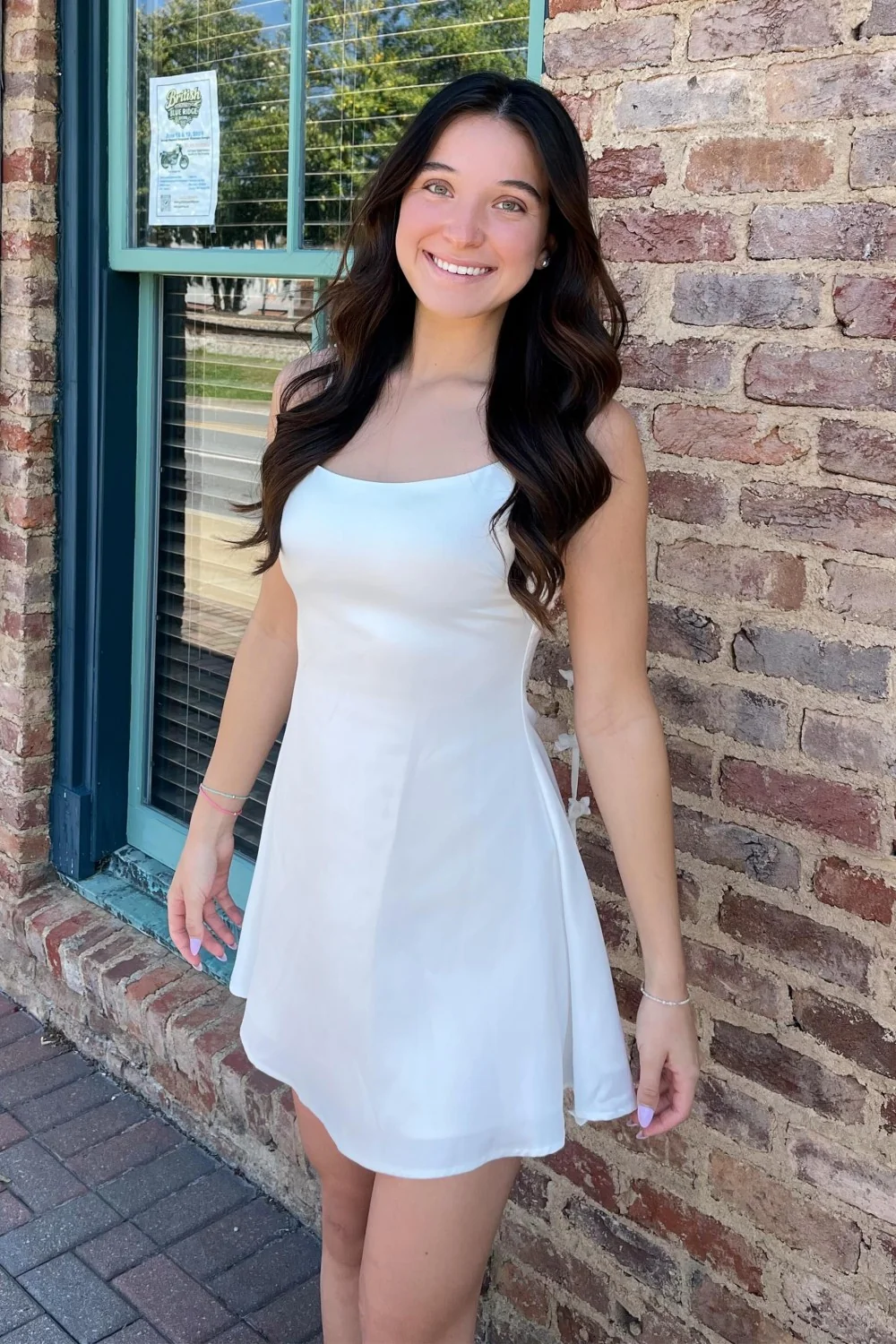 Luminous White Satin Bow-Trim Strap A-Line Homecoming Dress 