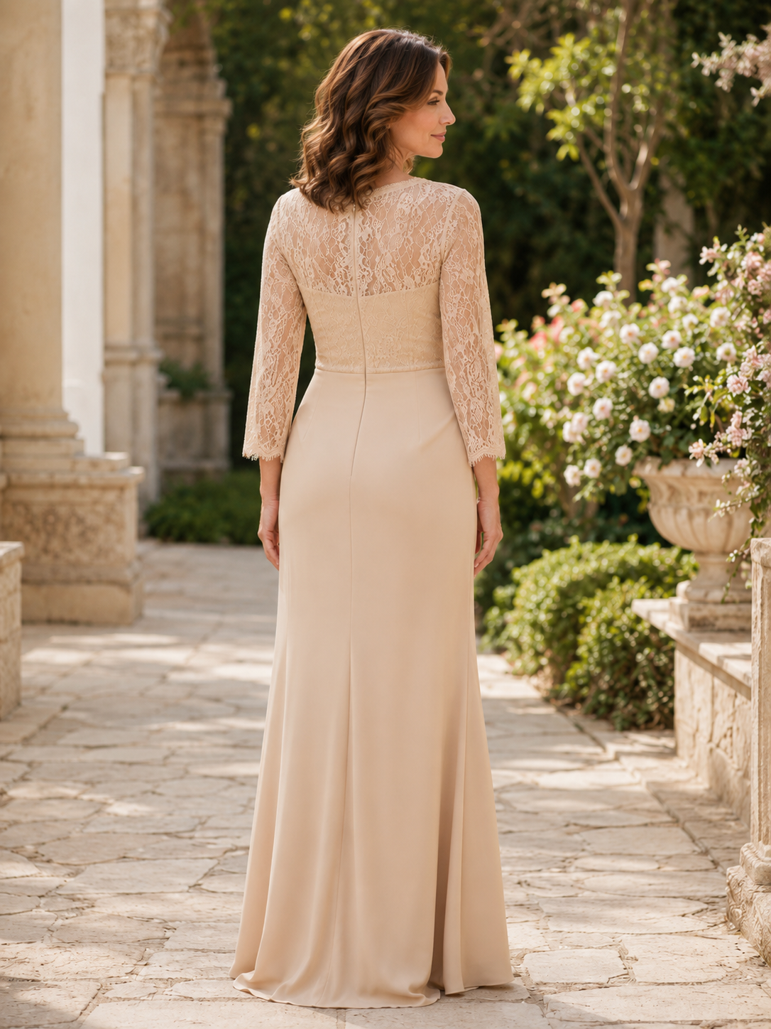 Champagne Lace Crepe Mermaid V-Neck Maxi Mother of the Bride & Groom Dresses