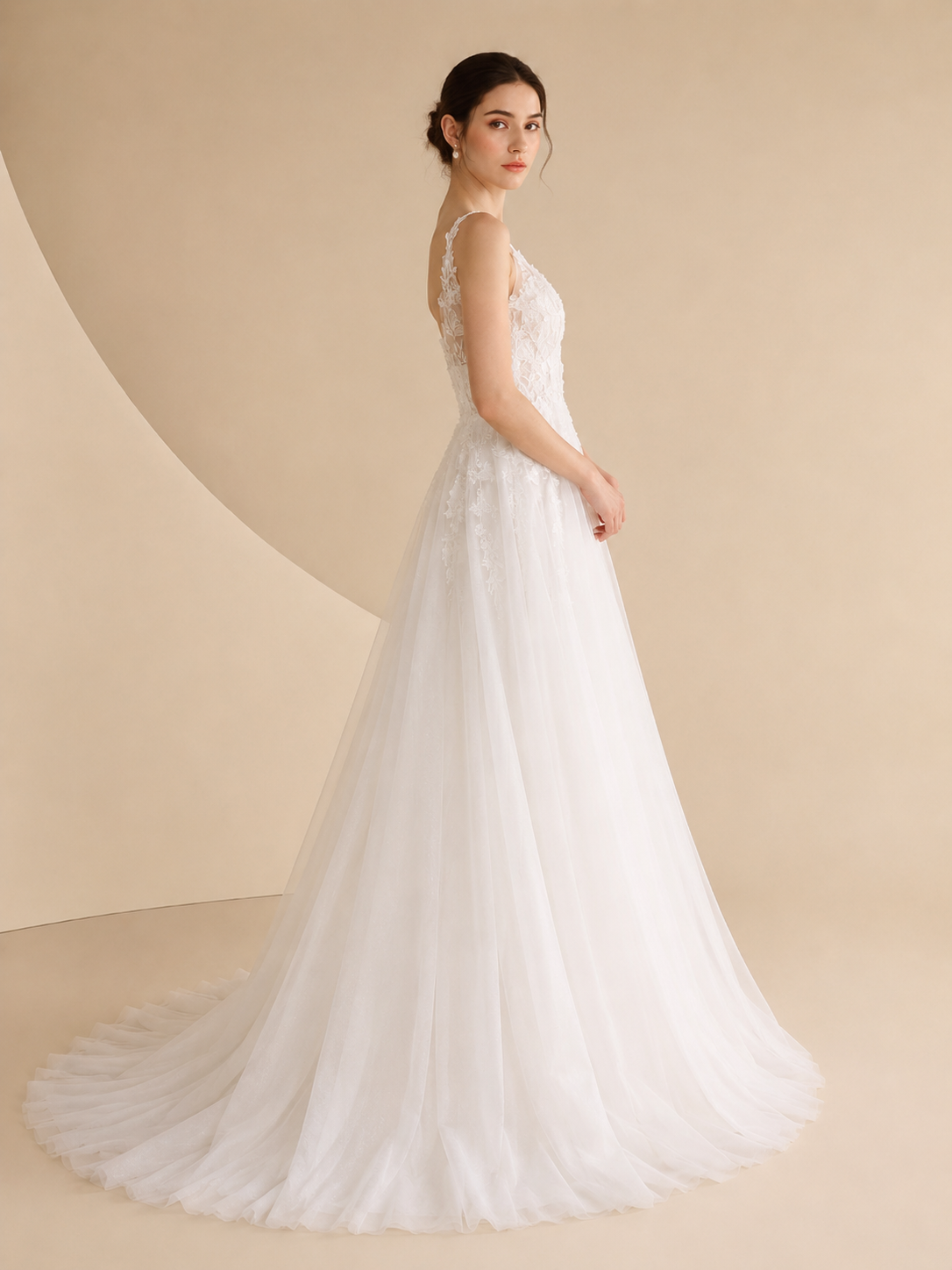 White V-Neck Spaghetti-Strap Lace Appliqué A-Line Wedding Dress 