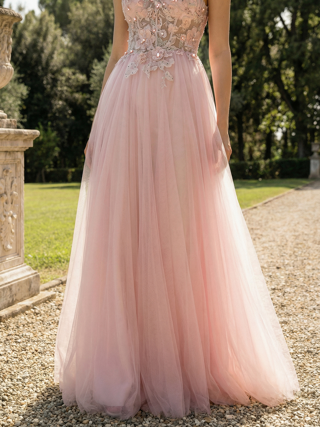 A-line Spaghetti Straps Sleeveless Tulle Long Prom Dress with 3D Appliqued