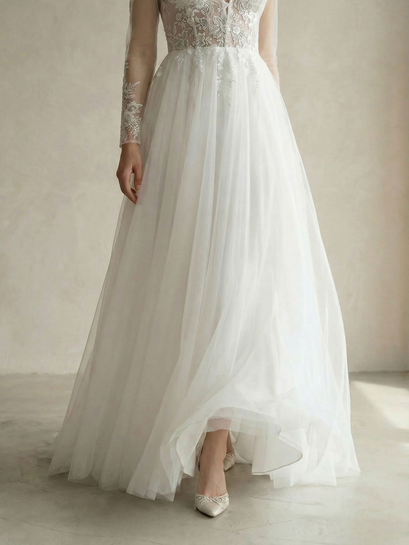 A-line V Neck Long SleeveTulle Wedding Dress with Appliqued Beading