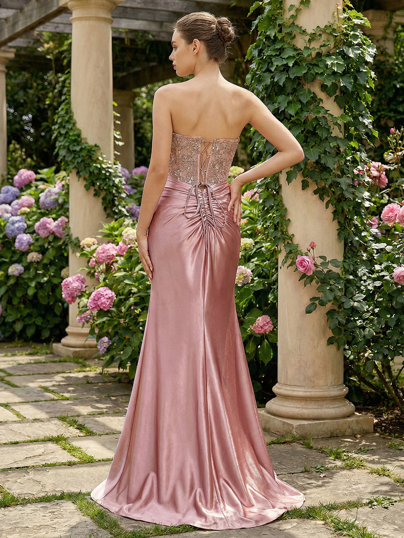 Elegant Strapless Mermaid Gown with Thigh Slit