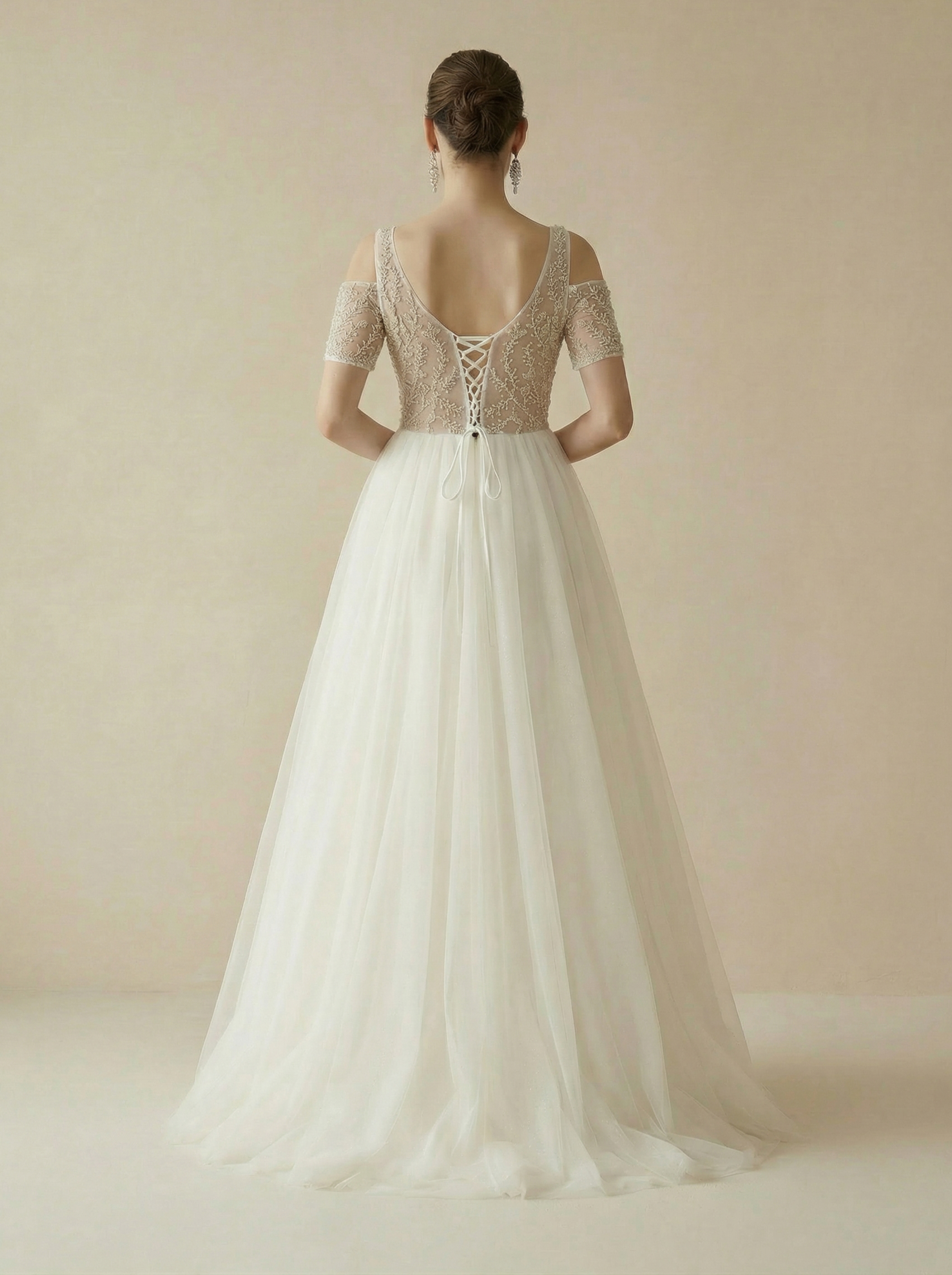 Off-Shoulder Sweetheart Tulle Ball Gown with Short Sleeves