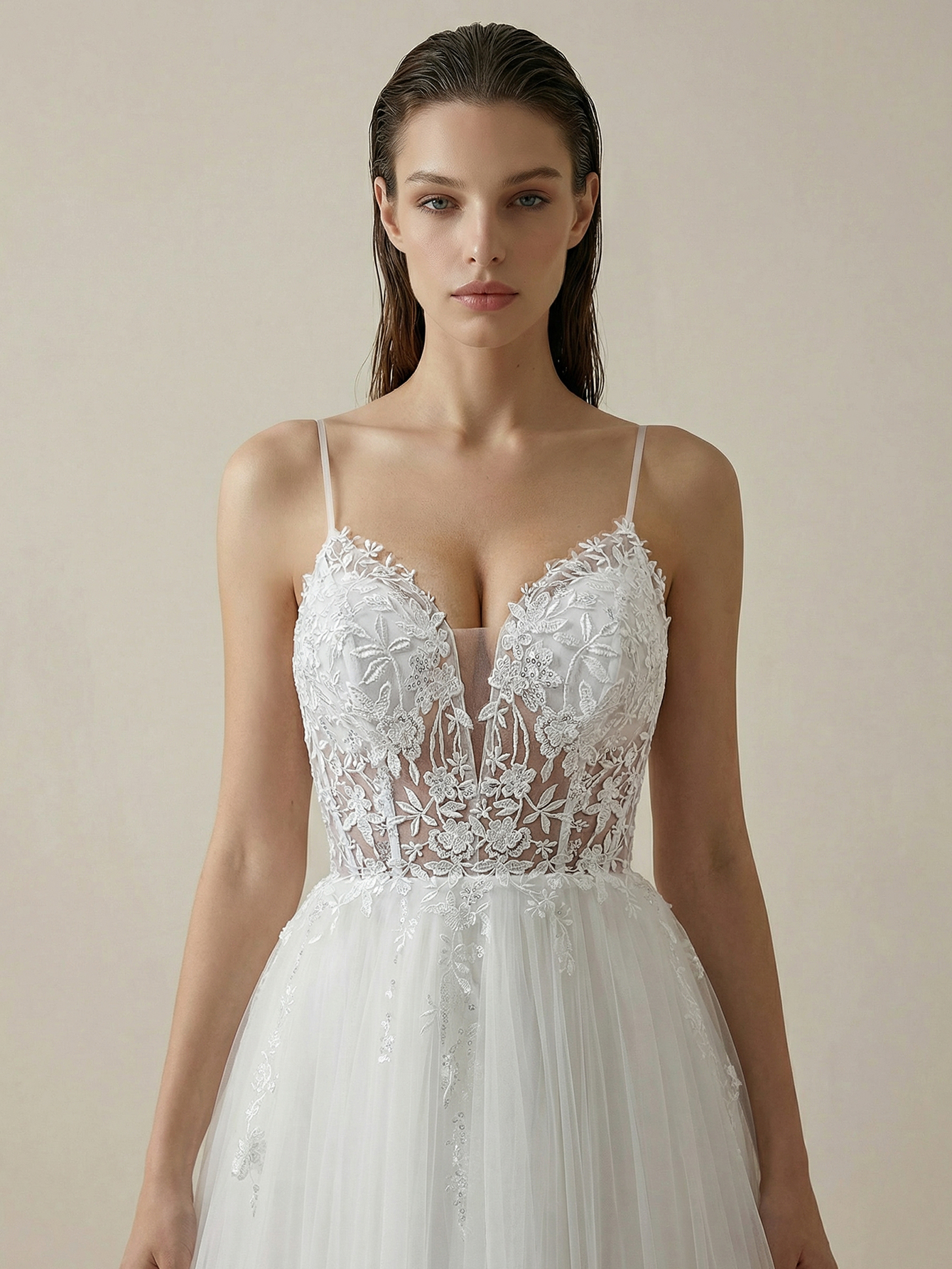 A Line Long Wedding Dress with Appliqued