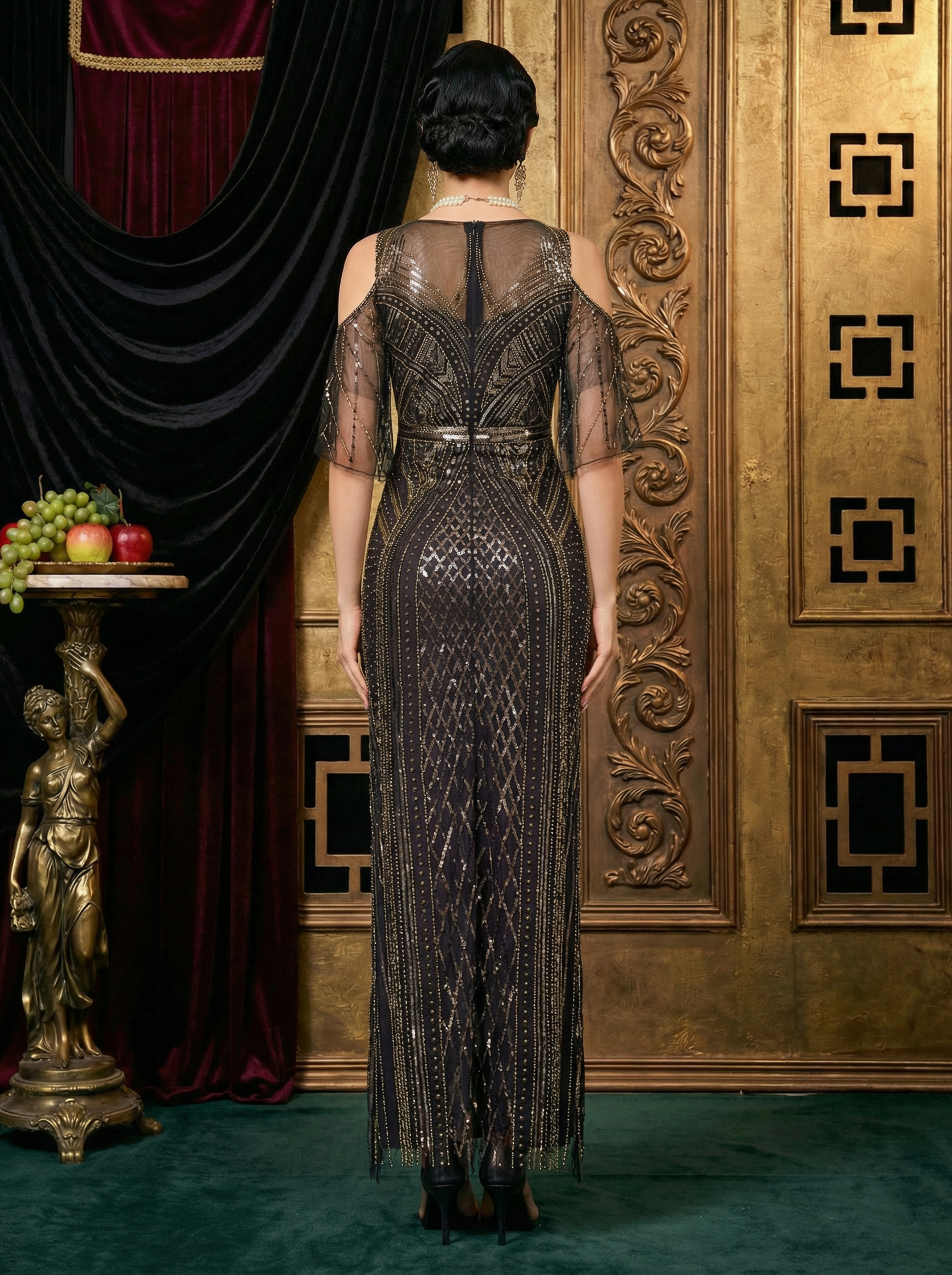 Long Black Vintage 1920s Dress with Bishop Sleeves and Round Neck