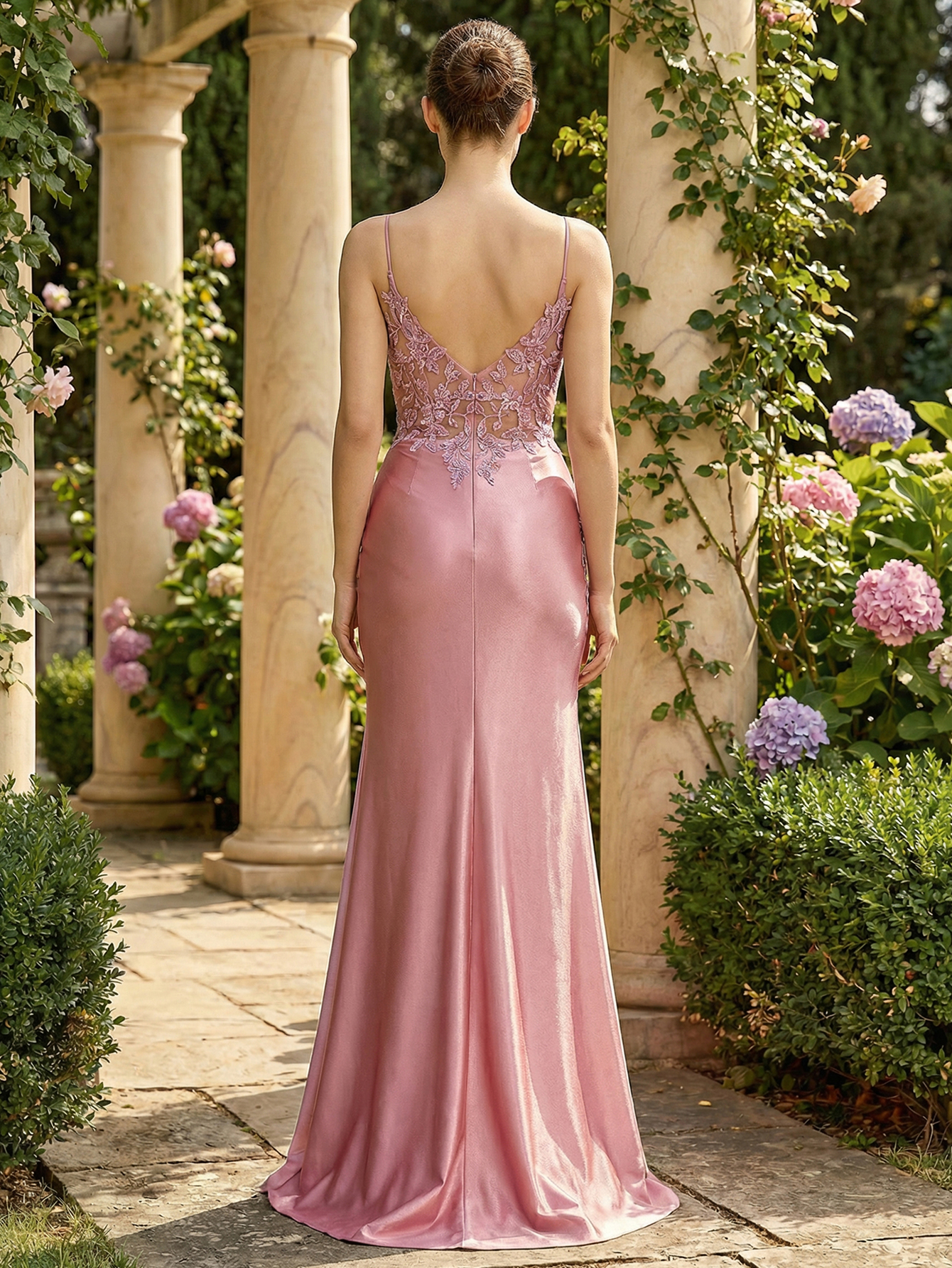 Mermaid Spaghetti Straps Sleeveless Long Prom Dress with Appliqued Beading