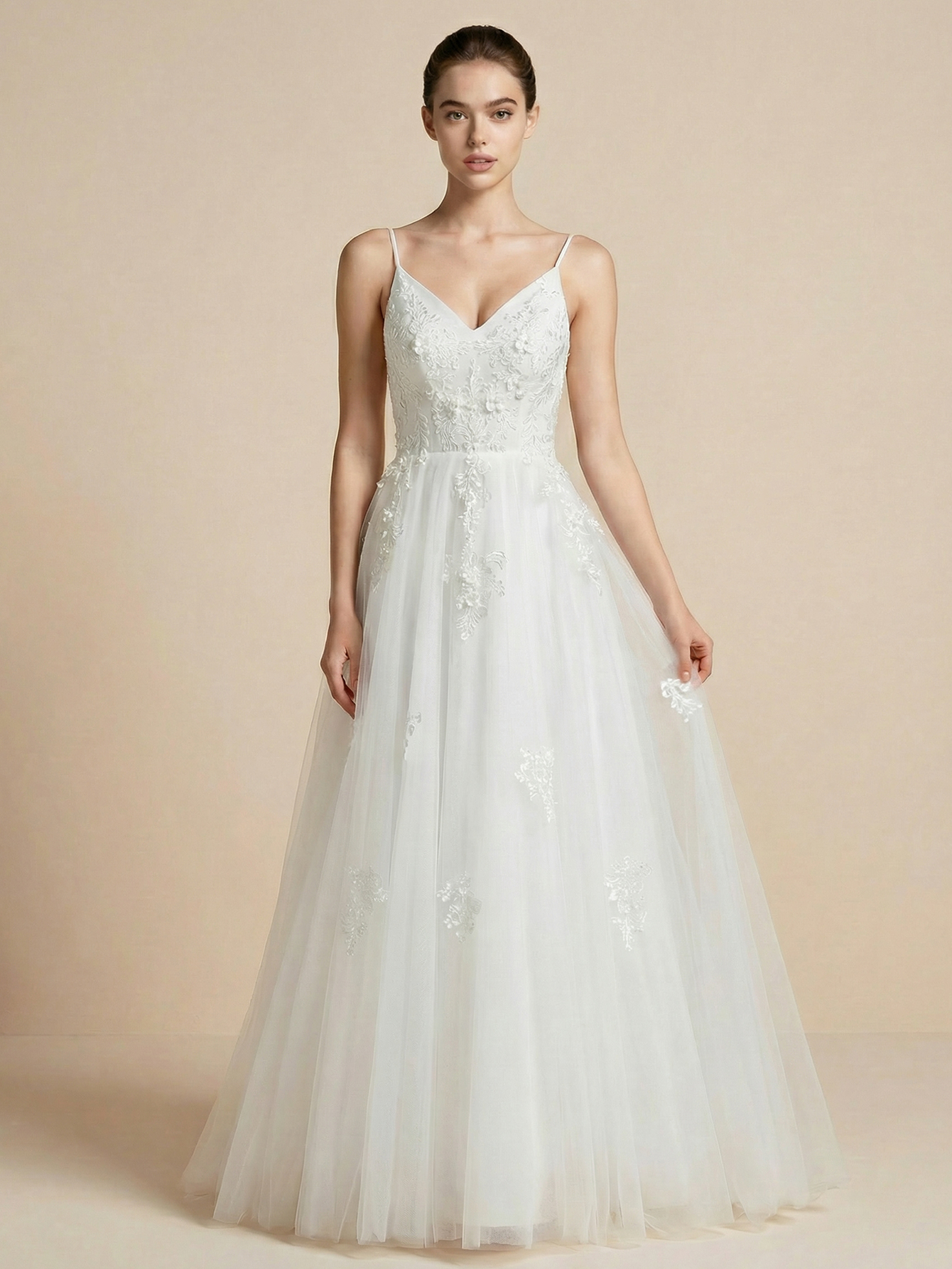 Spaghetti Straps Wedding Dress with 3D Appliqued