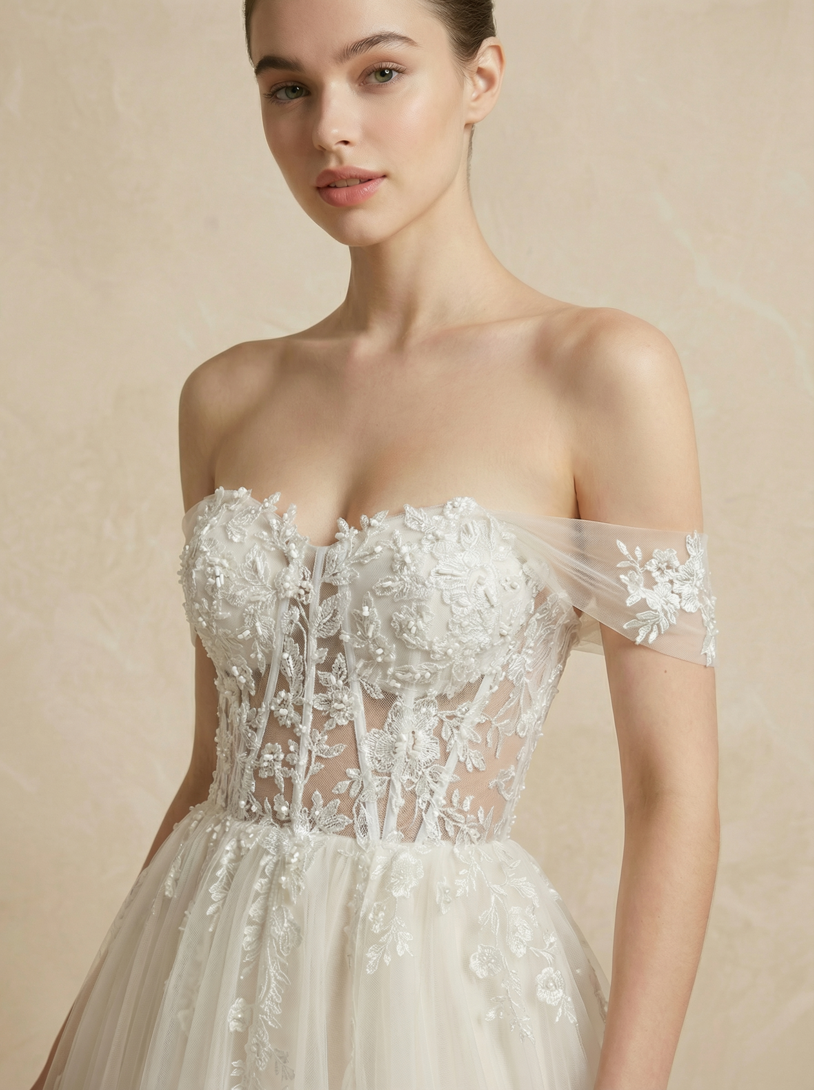 Classic Floral Lace Appliqu? A-Line Wedding Dress