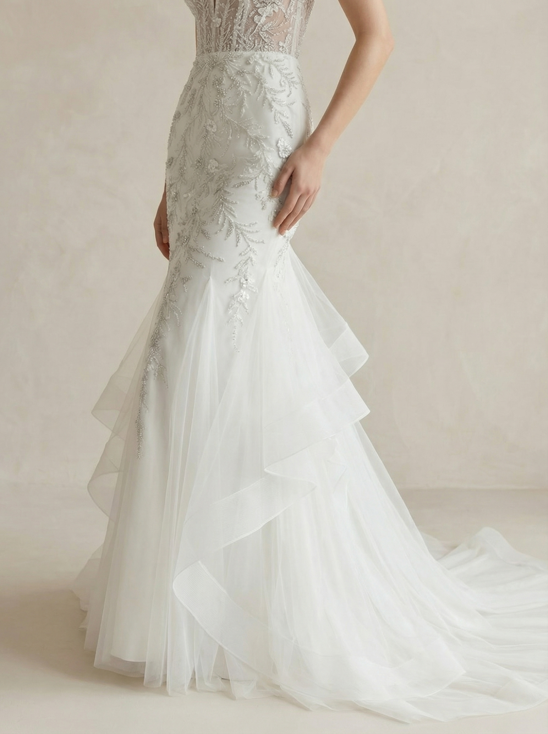 Elegant Backless V-Neck Mermaid Wedding Dress