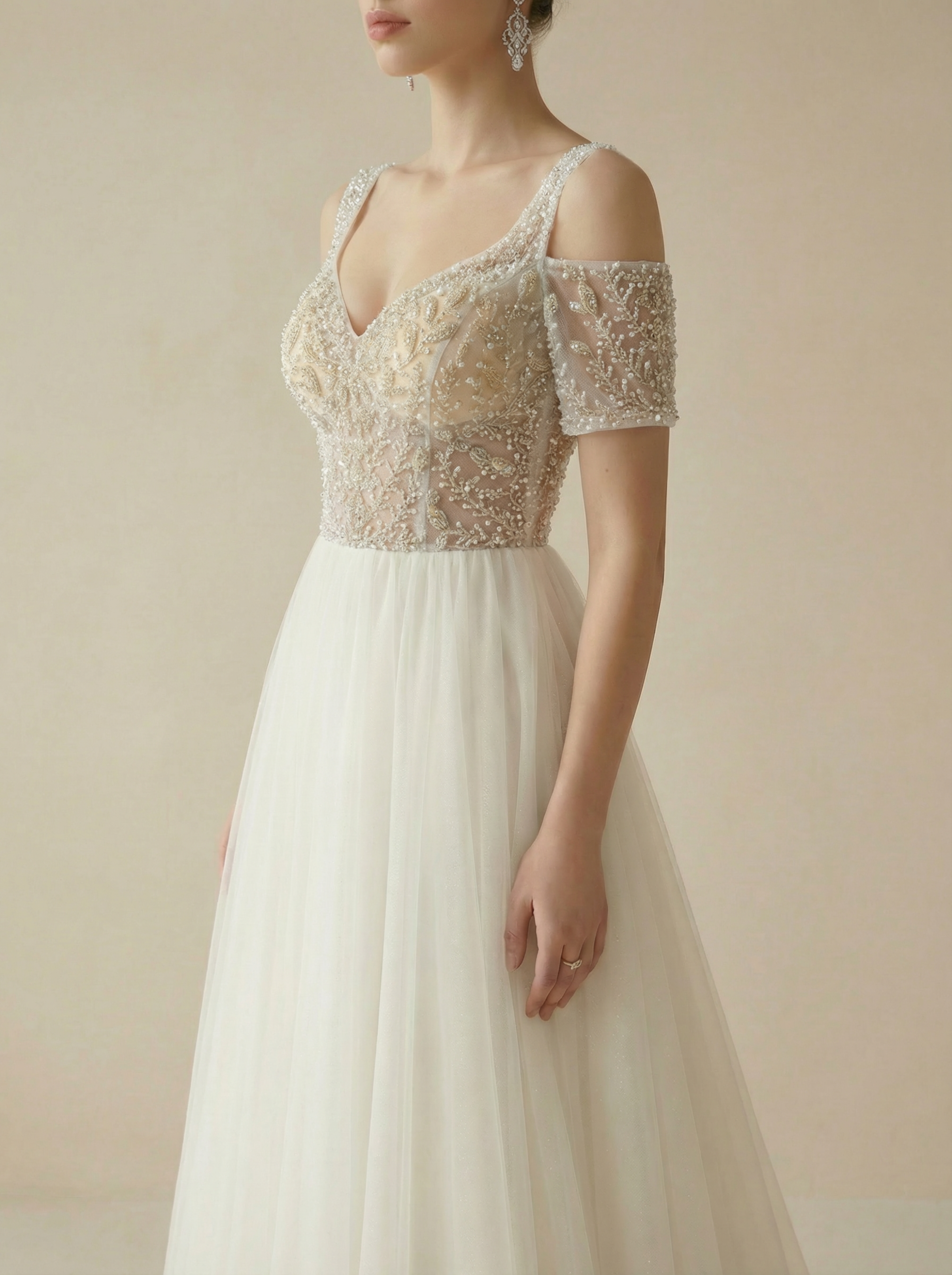 Off-Shoulder Sweetheart Tulle Ball Gown with Short Sleeves