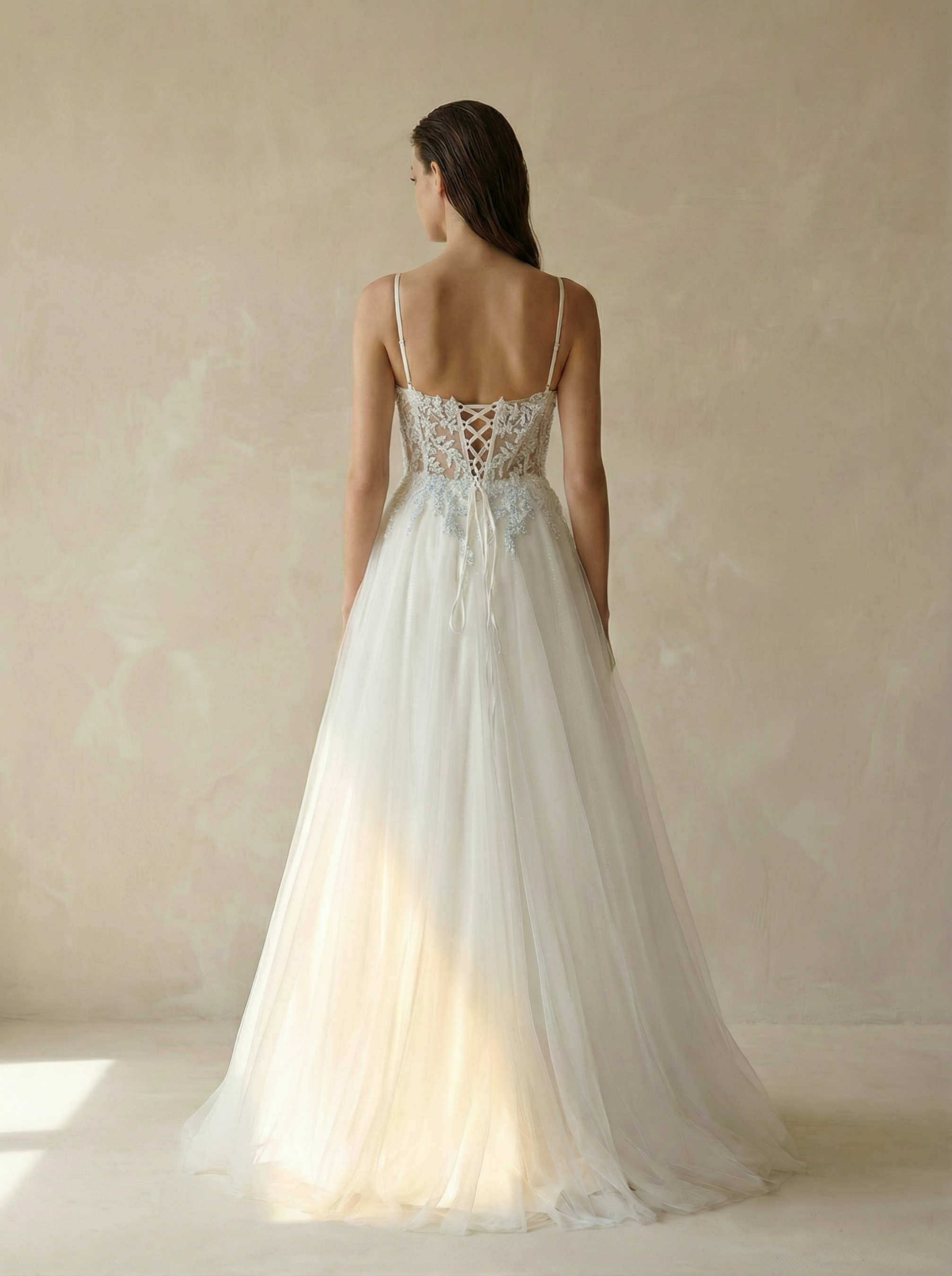 Square Neck Vintage Lace Appliqu? Gown