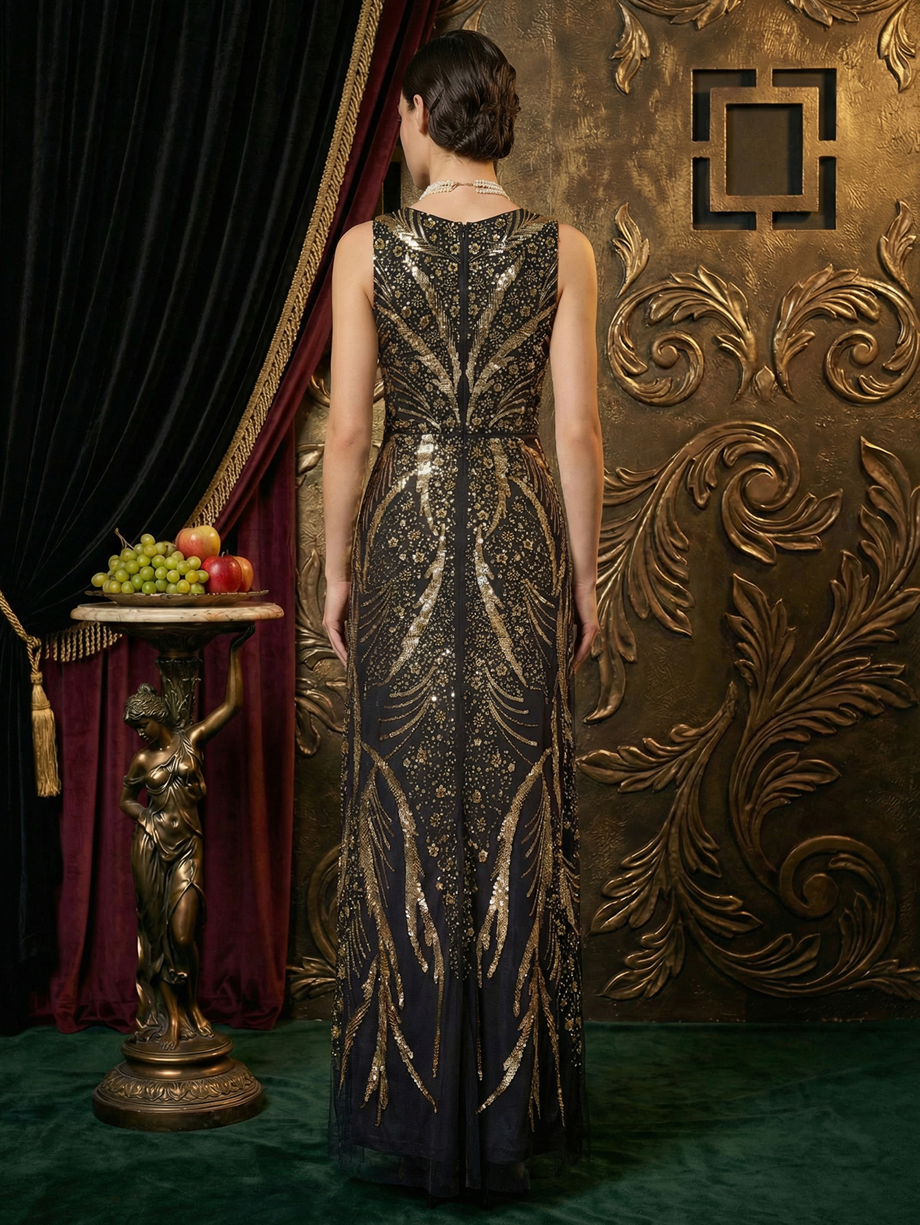 Black Golden Round Neck Fringes 1920s Gatsby Dress