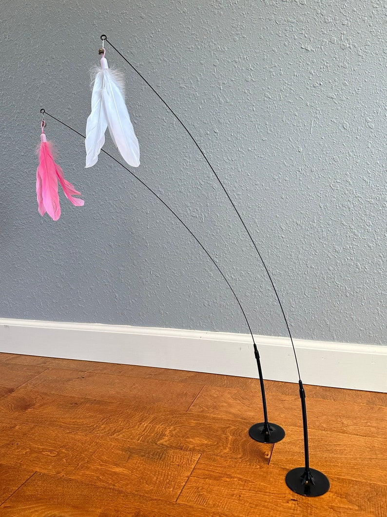 Long Feather Cat Wand Toy: Interactive Suction Cup Teaser, Bouncy Cat Wand, Cat Exercise Wand Toy, Fun Toys for Cats, Feather Toys for Cats