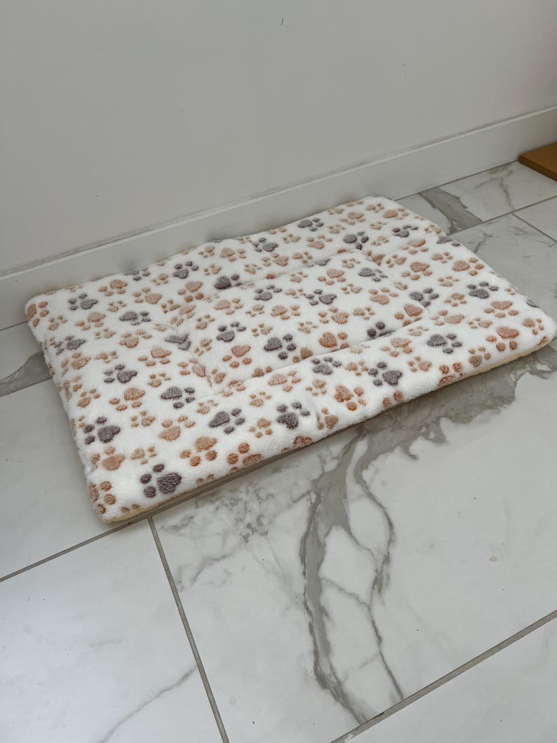 Handmade Breathable Machine Washable Plush Cat/Dog/Rabbit Pet Bed Mat - 26x20 inches