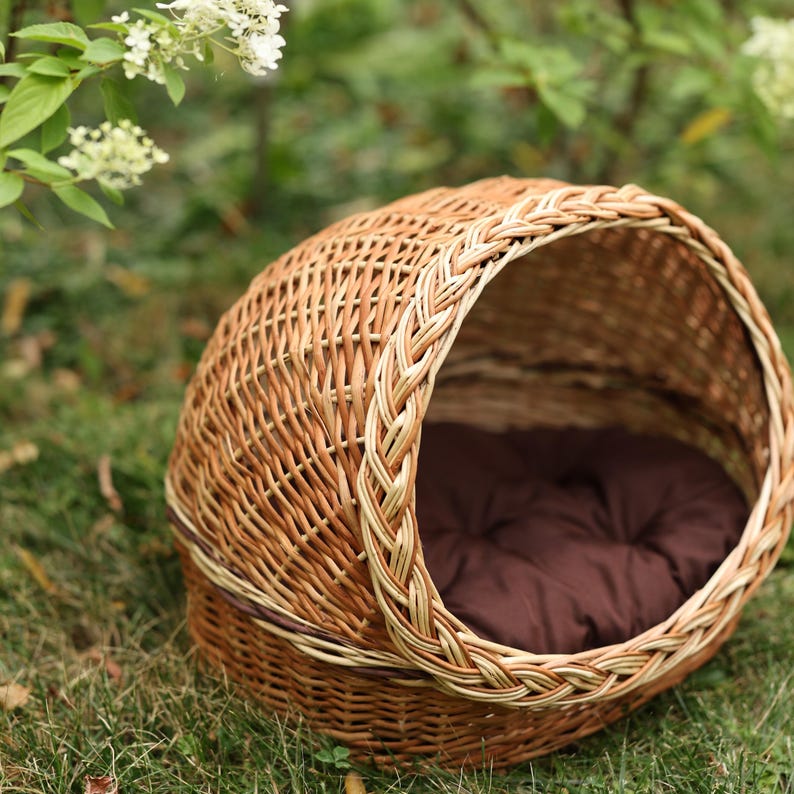 Wicker cat bed, Cat basket bed, Natural cat bed,Cat cave wicker,Cat bed with cushion,Wicker pet bed,Eco friendly cat bed,Small pet furniture