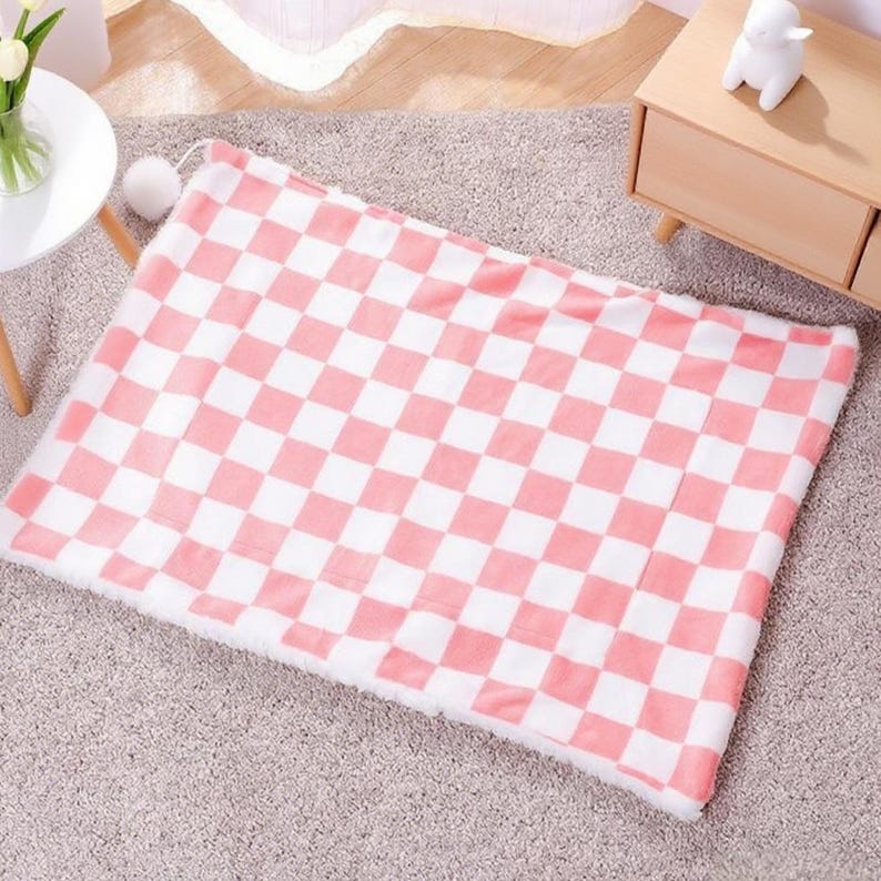 Handmade Breathable Luxury Plush Pet Bed Mat, Washable Cat Dog Rabbit Bedding, Soft Pet Mat, Eco-Friendly Pet Sleep Pad Green Red Yellow