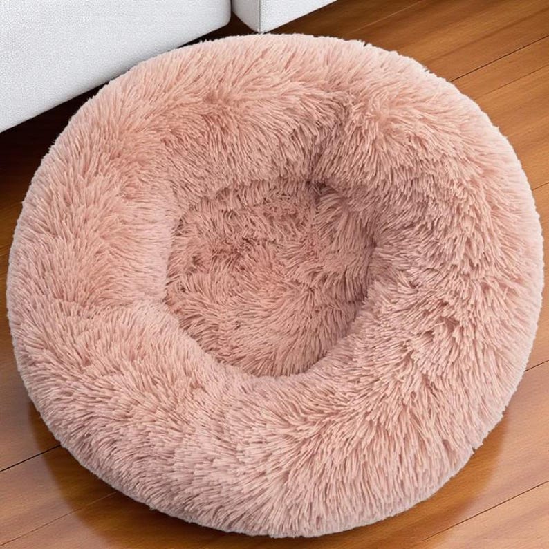 Round Plush Calming Pet Bed for Dogs & Cats – Winter Warm, Washable, Non-Slip, Soft Donut Bed for Small to Large Pets