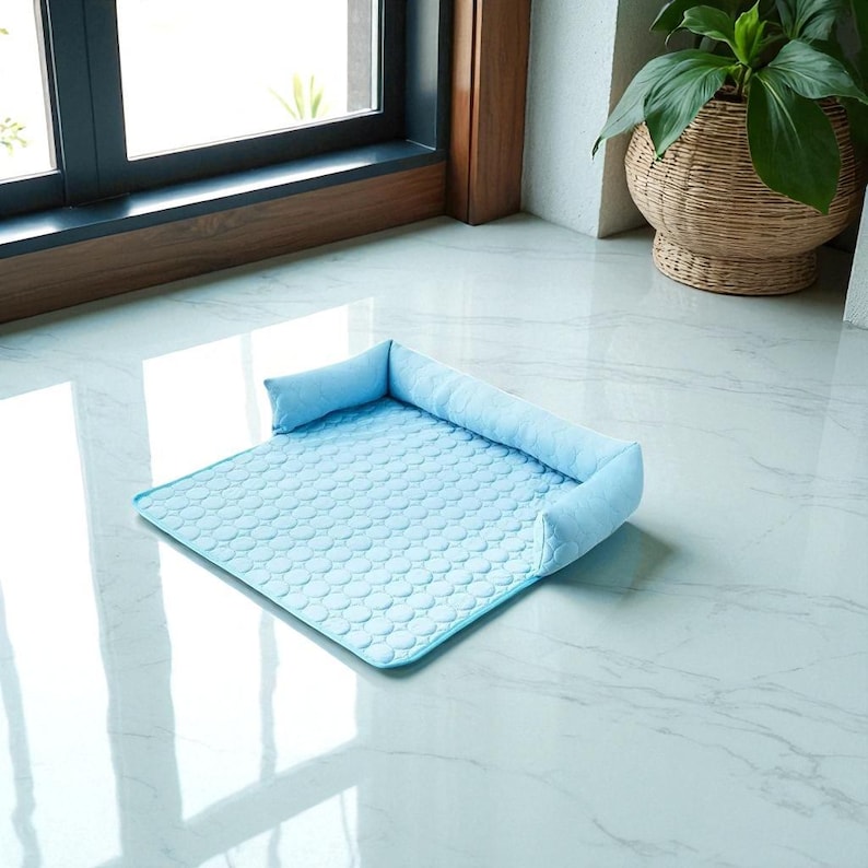 Cosy Pet Mat Sofa Cover : Breathable Non-Slip Bed for Dogs and Cats