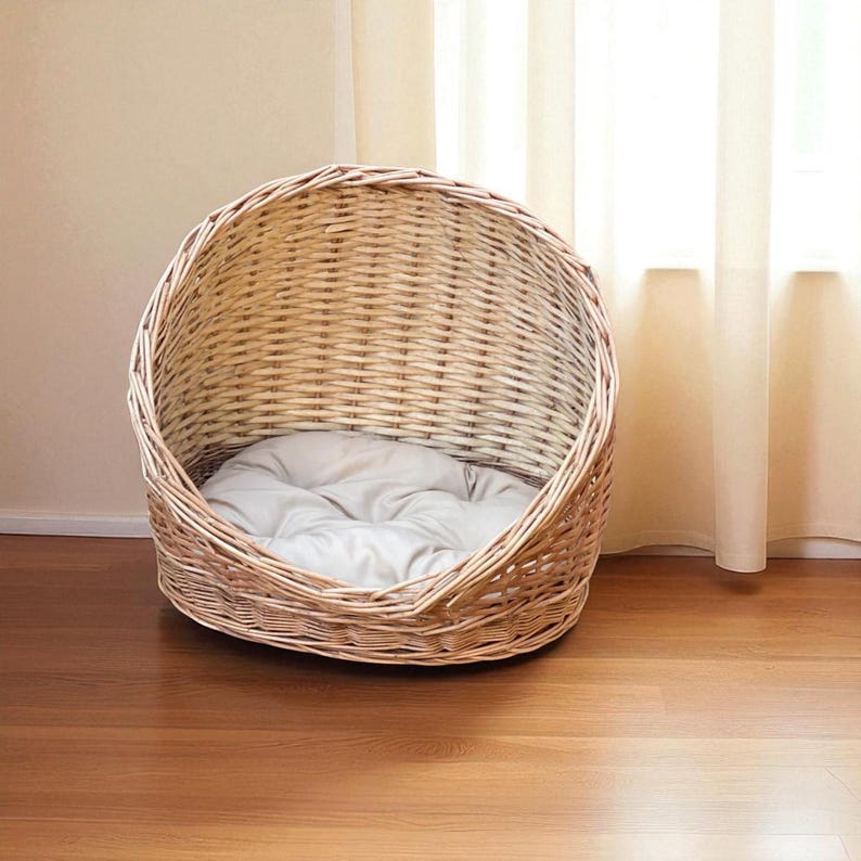 Natural Wicker Cat Bed With Soft Cushion For Indoor Cats, Handmade Eco Friendly Cat Furniture That Provides Cozy Space For Cats And Kittens