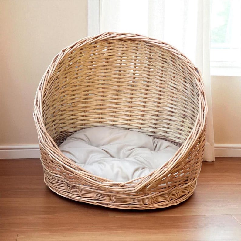 Natural Wicker Cat Bed With Soft Cushion For Indoor Cats, Handmade Eco Friendly Cat Furniture That Provides Cozy Space For Cats And Kittens