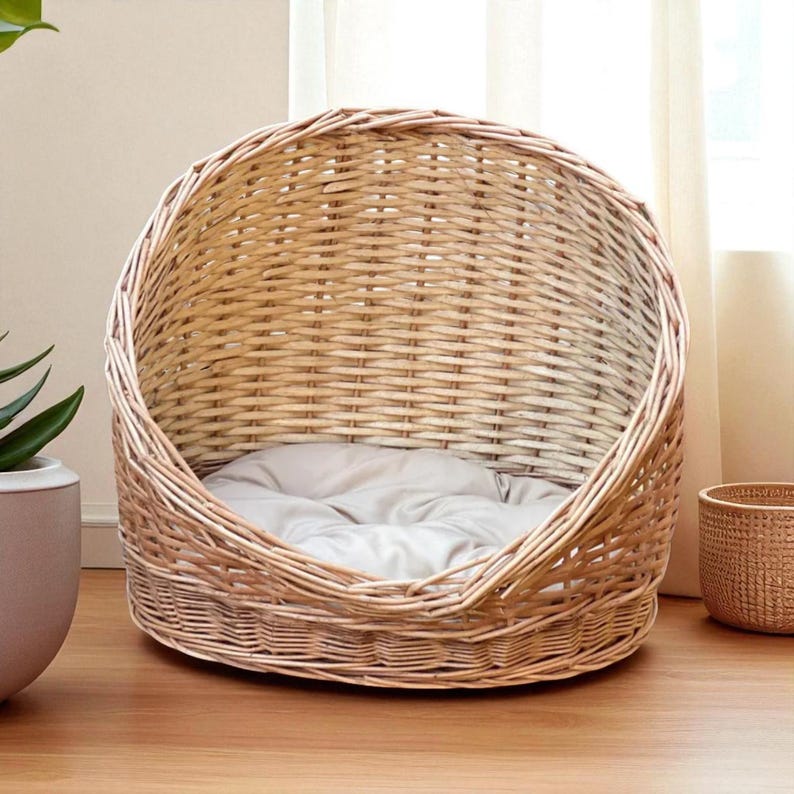 Natural Wicker Cat Bed With Soft Cushion For Indoor Cats, Handmade Eco Friendly Cat Furniture That Provides Cozy Space For Cats And Kittens